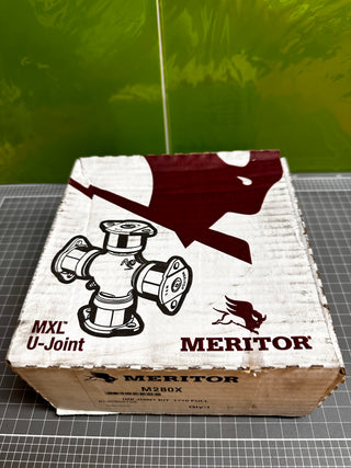 MERITOR M675X Uni Joint Assembly NIB