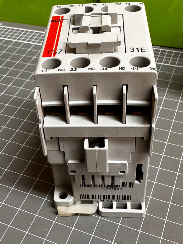 SPRECHER + SCHUH CS7-31E-277 Control Relay