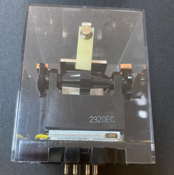 Omron Plug-In Latching Power Relay G4Q-212S Terminal model 240VAC