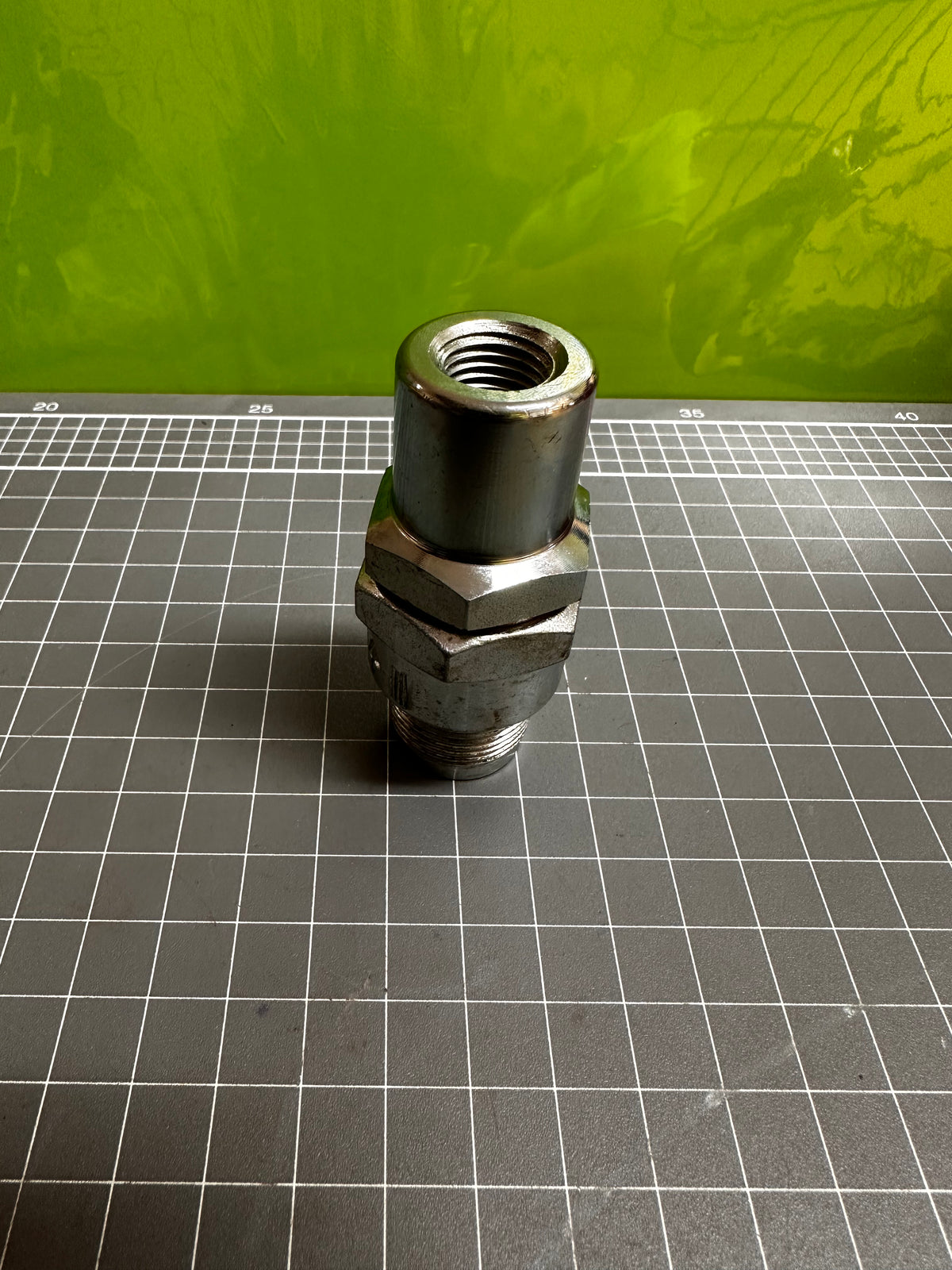 CAT 8X-2321 Steel Check Valve — 7/8-18 UNS / 1/4-18 NPTF