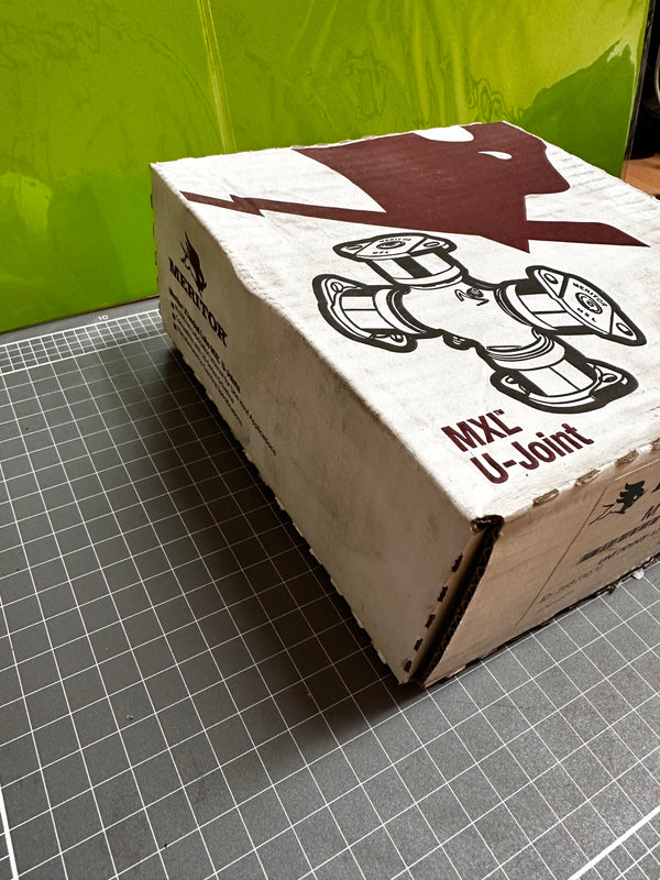 MERITOR M675X Uni Joint Assembly NIB