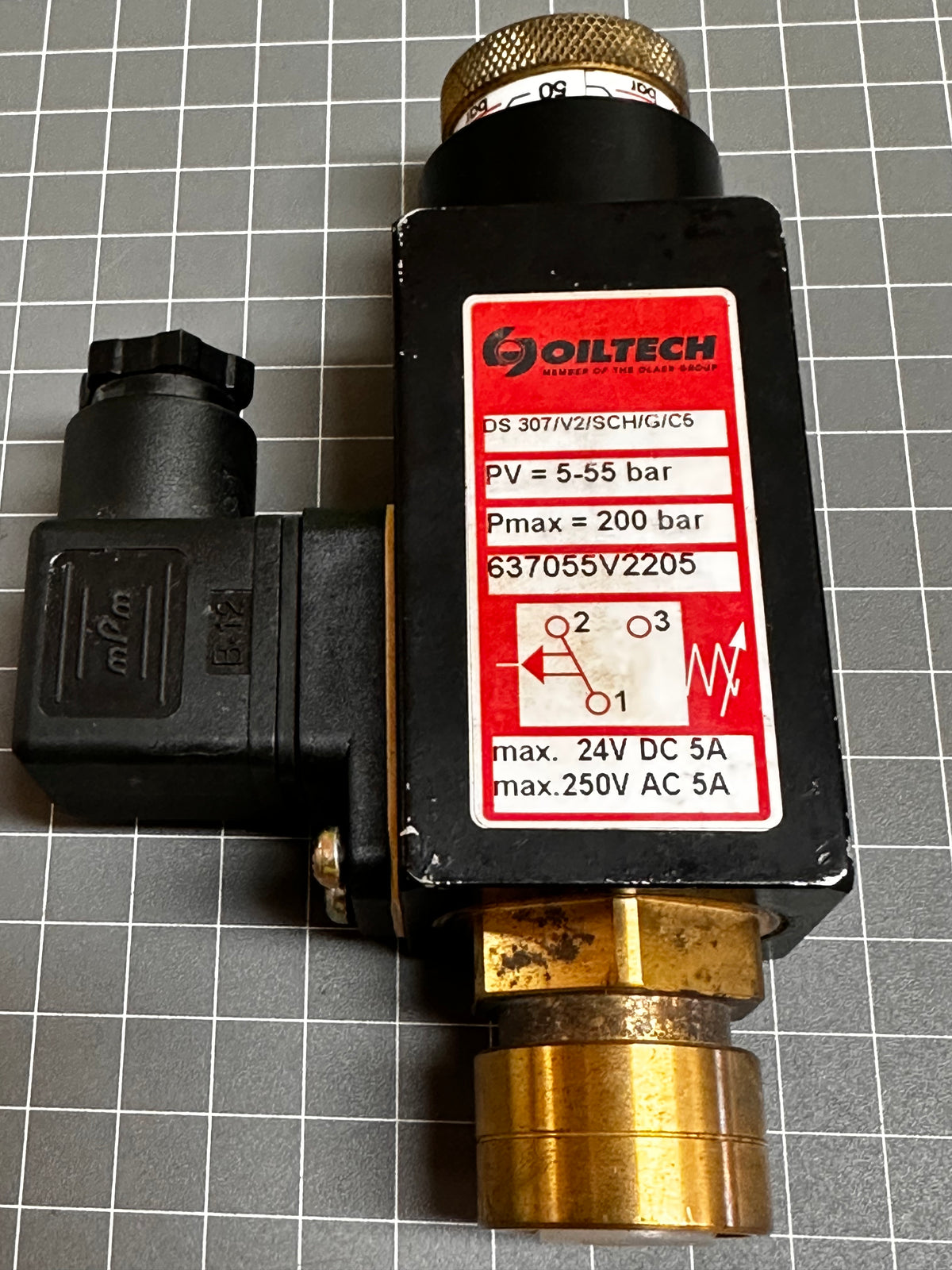 637055V2205 Type: DS307/V2/SCH/G/C5 Pressure Switch