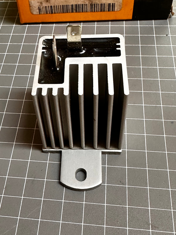 CAT 8D-6946 Flasher 24V