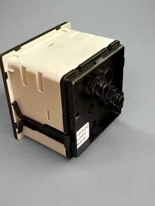 Celsa EQ 72n Amperemeter 0-200A Analogue Panel Meter