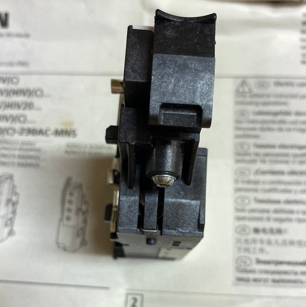 Eaton 380-440 AC NZM2/3-XUHIV Undervoltage Release Circuit Trip with VHI
