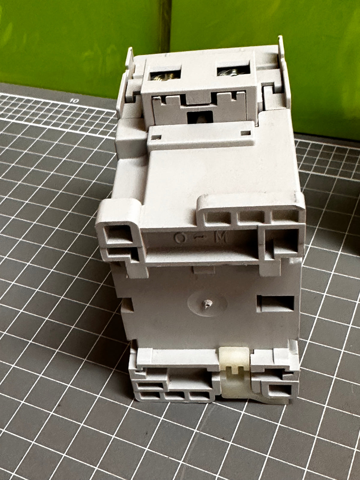 Sprecher + Schuh CS7-31E-277 Control Relay, 3NO / 1NC