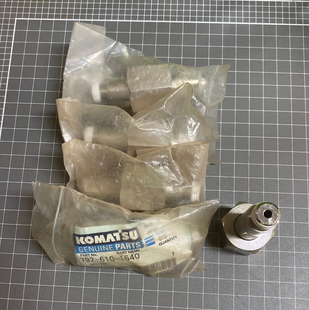 Komatsu 792-610-1640 (792-610-1641) JOINT, for Regulator Assy