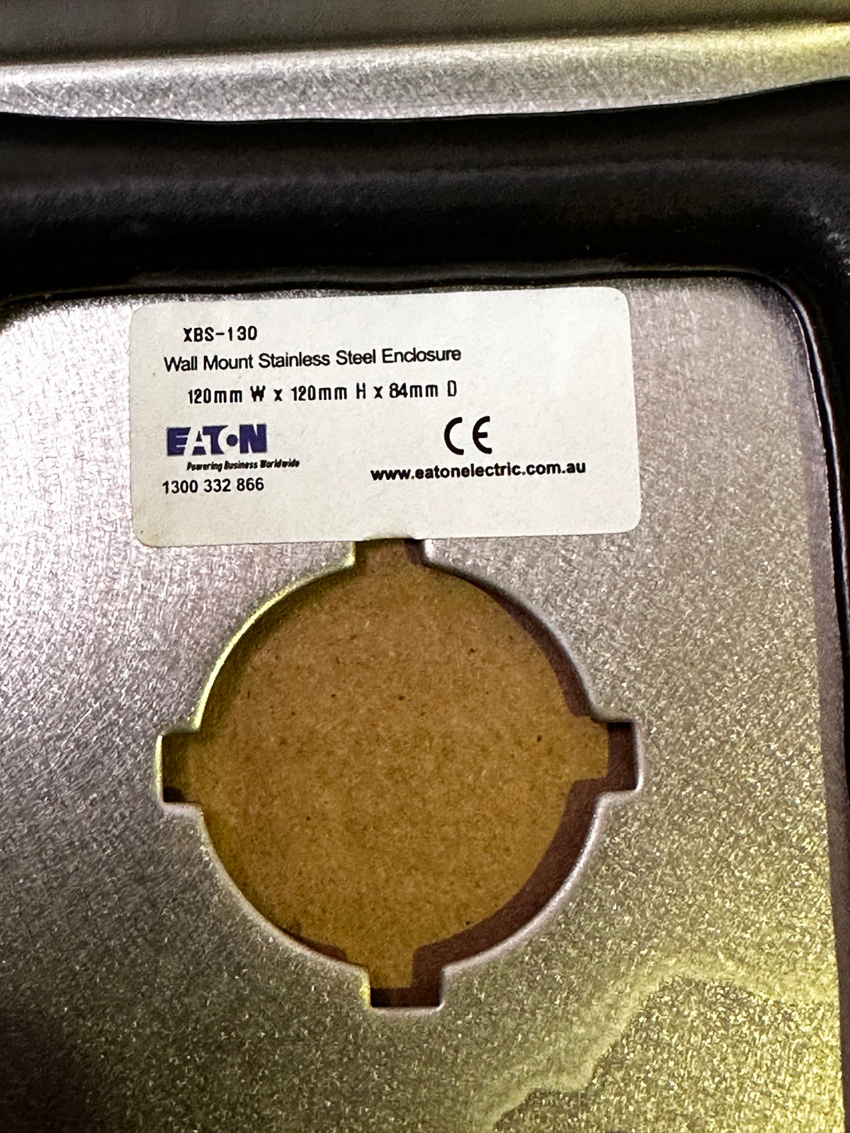 Eaton Cutler-Hammer XBS130 Single 30 mm Pushbutton Enclosure
