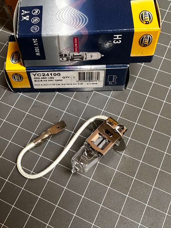 Hella C24100 H1 24V 100W Halogen globe 8GH 002 089-453