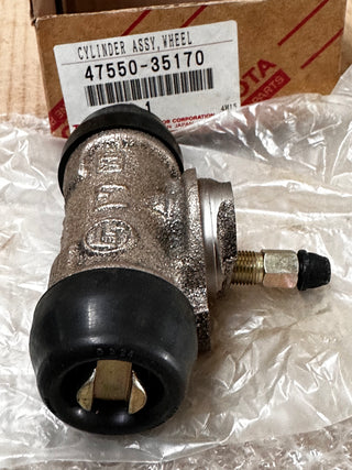 Toyota 47550-35170 Genuine Cylinder Assy, Rear wheel Brake