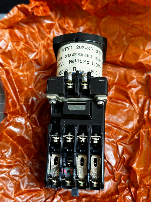 Siemens Industrial Relay 3TA63 06-0B