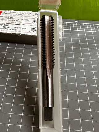 SUTTON M2261270 Hand Tap 1/2" BSW