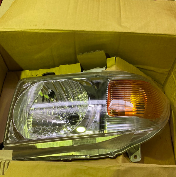 TOYOTA Genuine LandCruiser 79 Series 81170-60C00 Headlamp Assembly