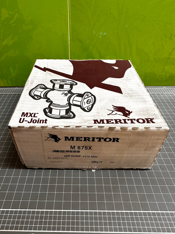 MERITOR M675X Uni Joint Assembly NIB