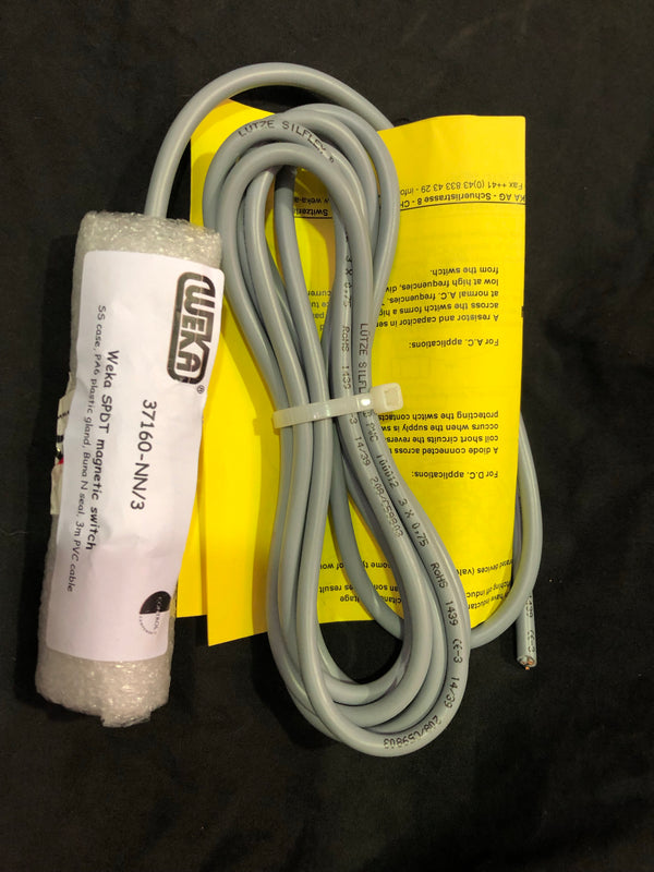 Weka 37160-NN/3 Standard Reed Switch with Cable