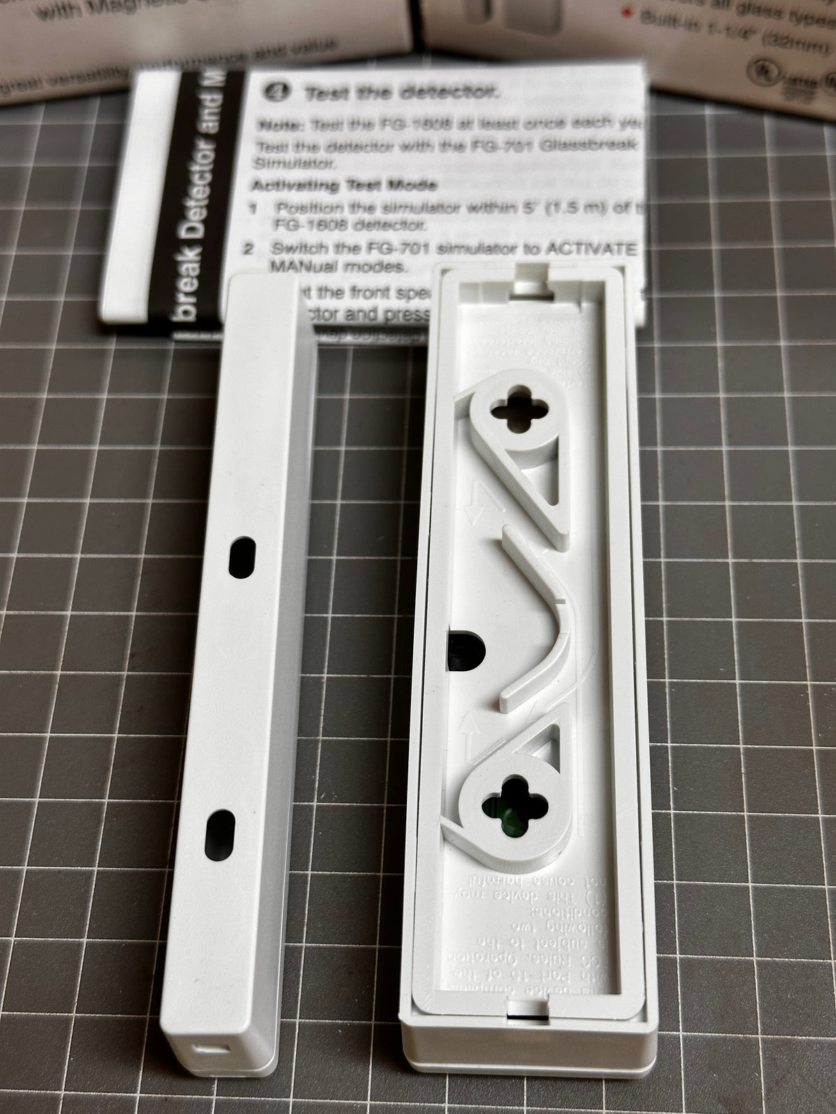 Honeywell FG-1608 FlexGuard Glassbreak Detector with Magnetic Contact