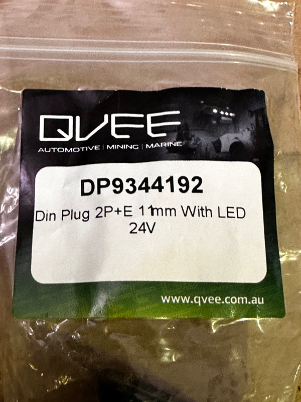 QVEE DP9344192 Din Plug 2P+E C/W LED