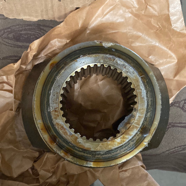 BELL FLANGE / OUTPUT ZF160411