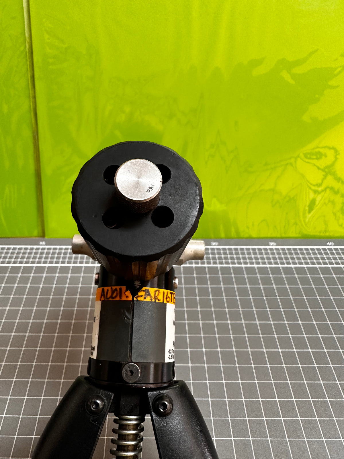 Fluke 700PTP1 Pneumatic Test Pump — Appears Used