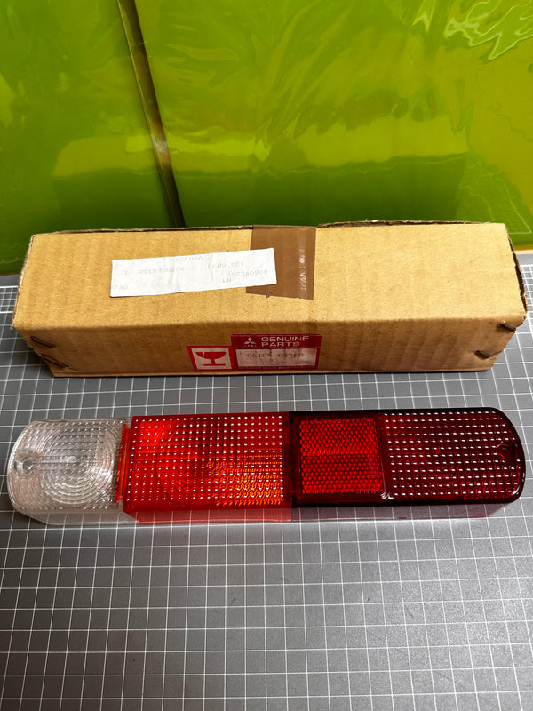 Mitsubishi 0515308200 Lens Set
