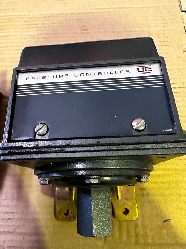 UNITED ELECTRIC TYPE J300 Pressure Controller J300 450