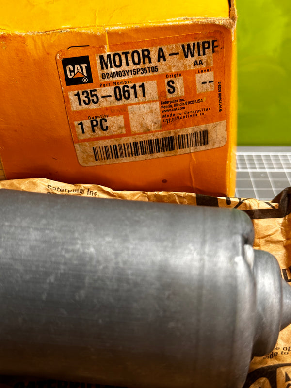 CAT 135-0611 Motor A-Wipe