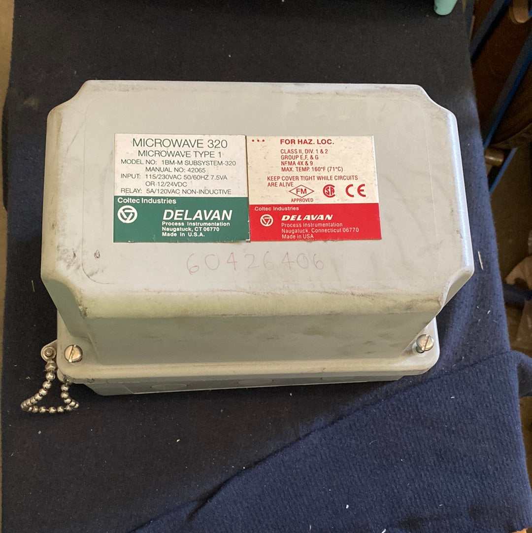 Delavan Microwave 320, Type 1, Model #1BM-M Subsystem-320 *Relay Case ...