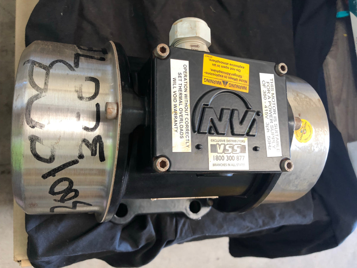 Netter NEG 501140 Three-Phase Electric External Vibrator — 2013 Series