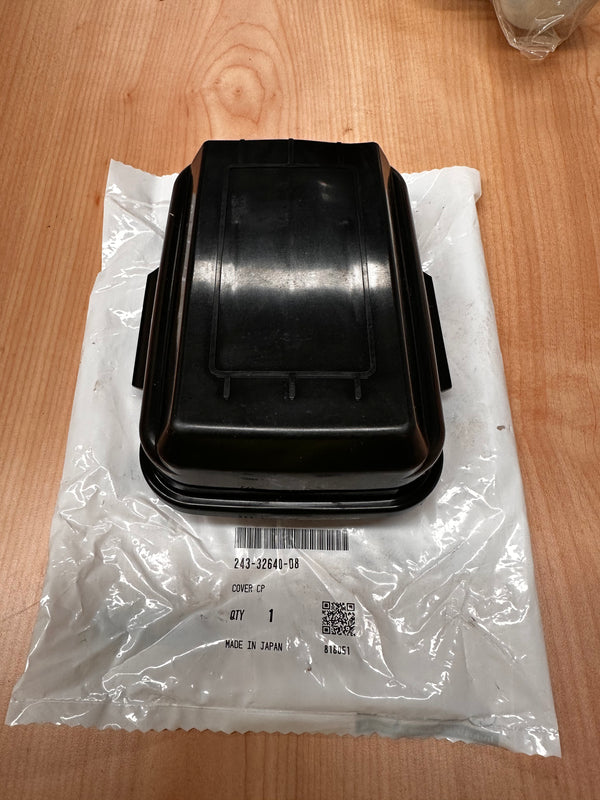 SUBARU 243-32640-08 Cover CP