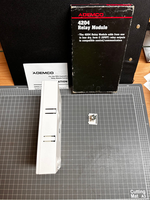 HONEYWELL/ADEMCO 4204 Programmable Relay Module