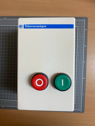 LE1D18N7 Enclosed DOL Starter