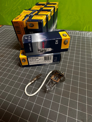 Hella C24100 H1 24V 100W Halogen globe 8GH 002 089-453