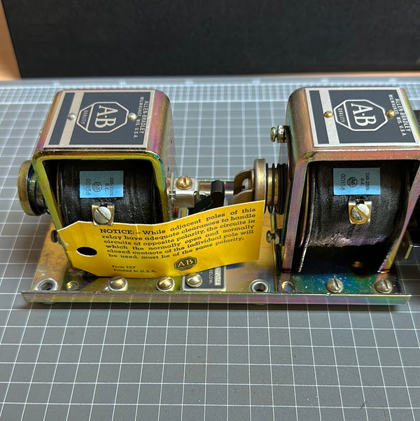 ALLEN-BRADLEY Bulletin 200 Type EXL 840Z2,  DC Relay