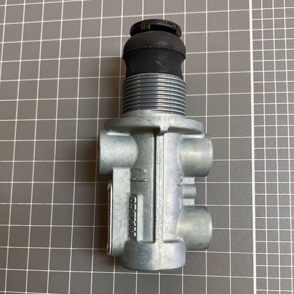 WABCO 4630131120 Three Way Valve | Mining & Industrial Surplus