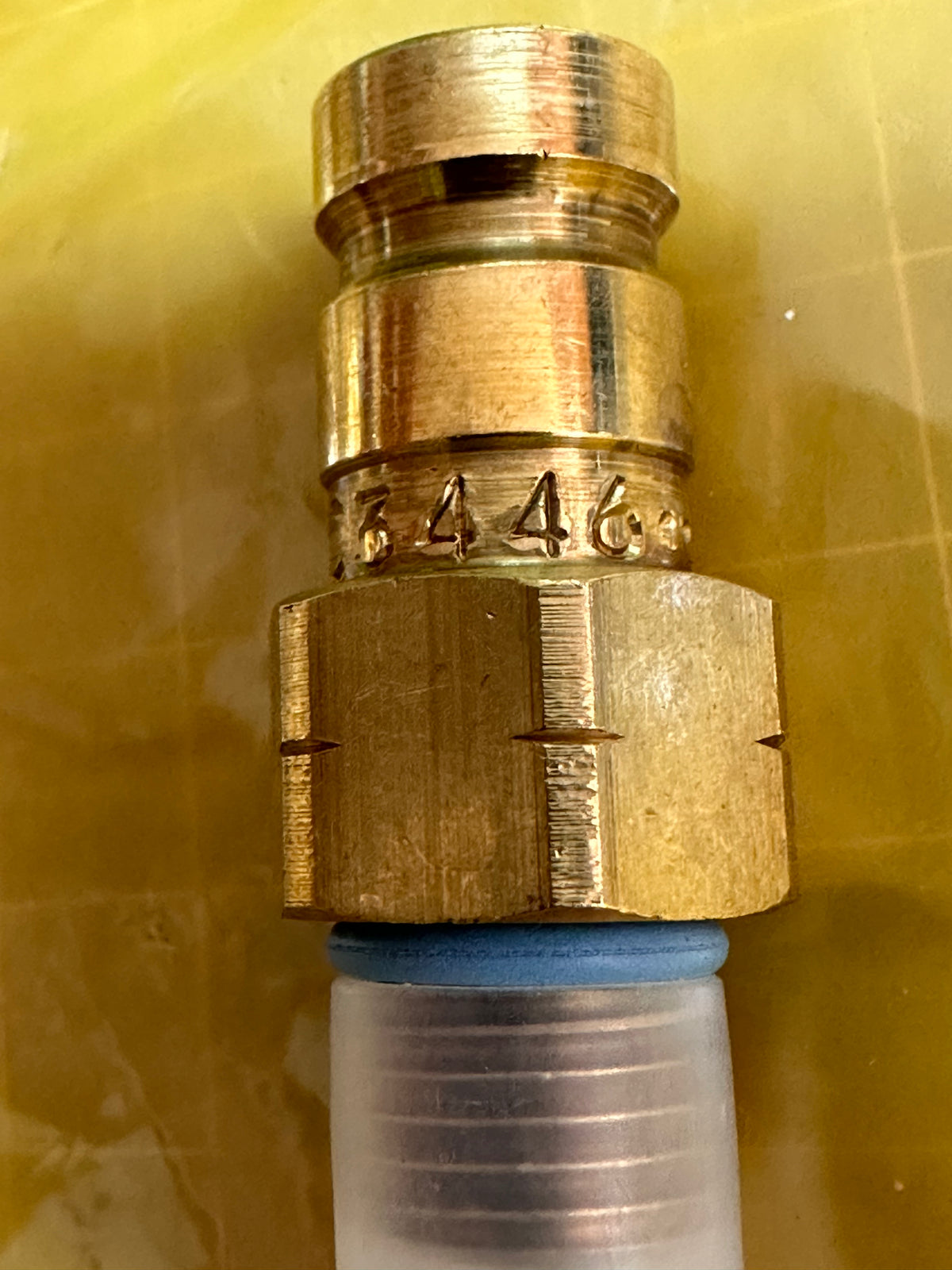 CAT 8C-3446 Brass Fluid Sampling Valve, 7/16-20 Male STOR