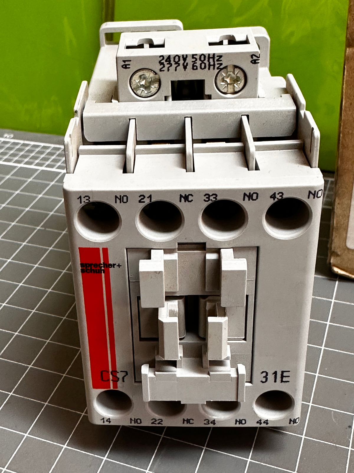 Sprecher + Schuh CS7-31E-277 Control Relay, 3NO / 1NC