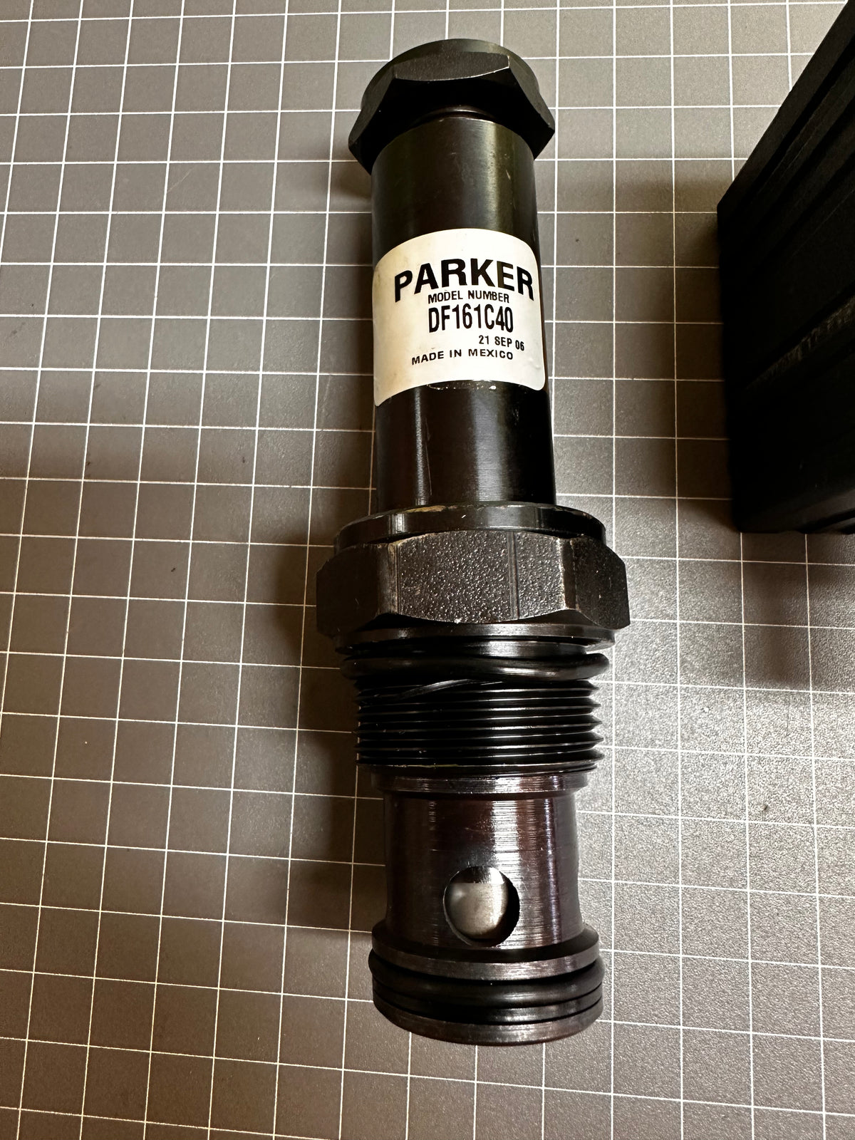 Parker DF161C40 Normally Closed Proportional Flow Control Valve