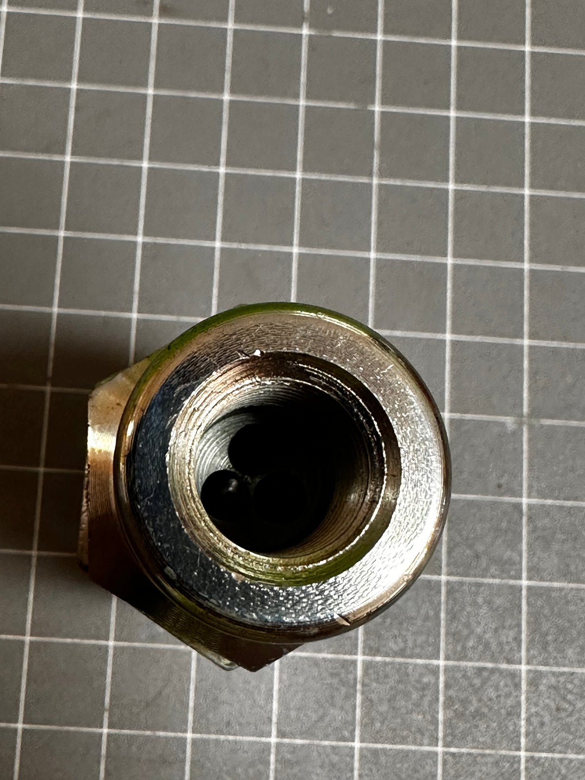 CAT 8X-2321 Steel Check Valve — 7/8-18 UNS / 1/4-18 NPTF