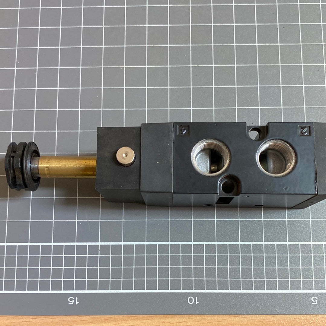 Parker PHS520S-8 5/2 Solenoid Valve, Rc1/4
